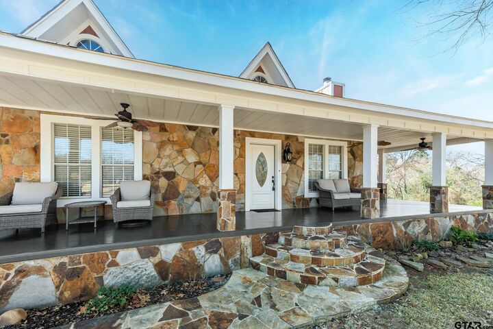 Property Photo:  15198 E Fm 16  TX 75792 