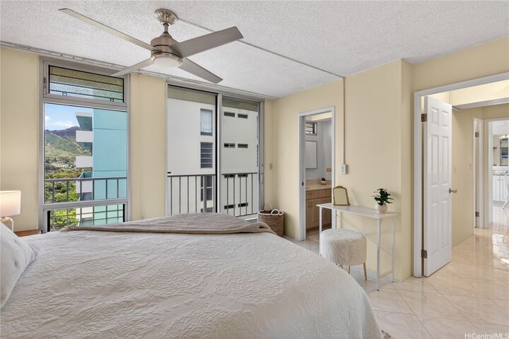 Property Photo:  2575 Kuhio Avenue 1303  HI 96815 