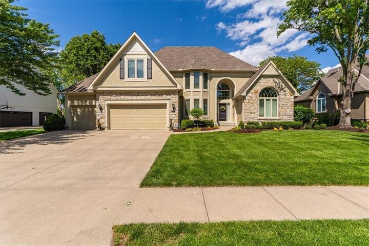 Property Photo: 12863 Westgate Street KS 66213