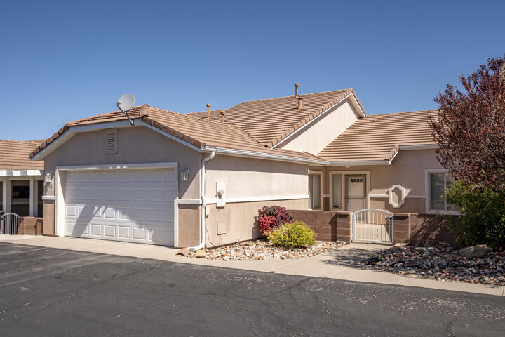 Property Photo:  2155 W 700 S #14  UT 84720 