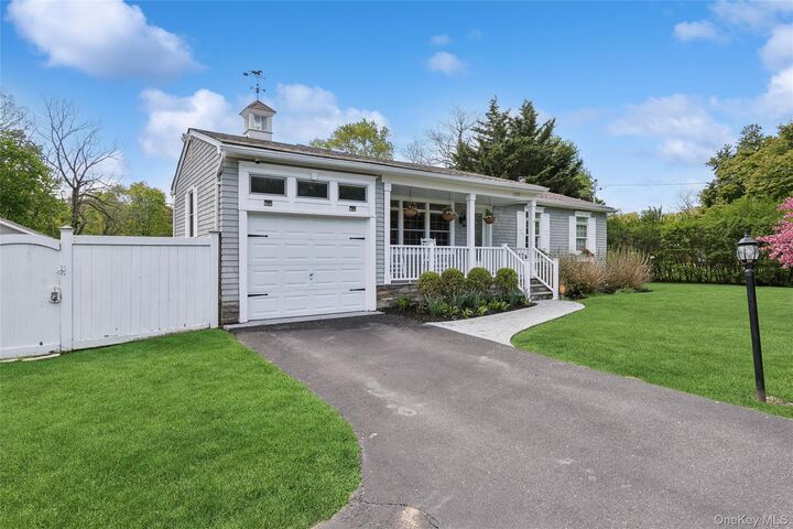 Property Photo:  1039 Middle Road  NY 11901 