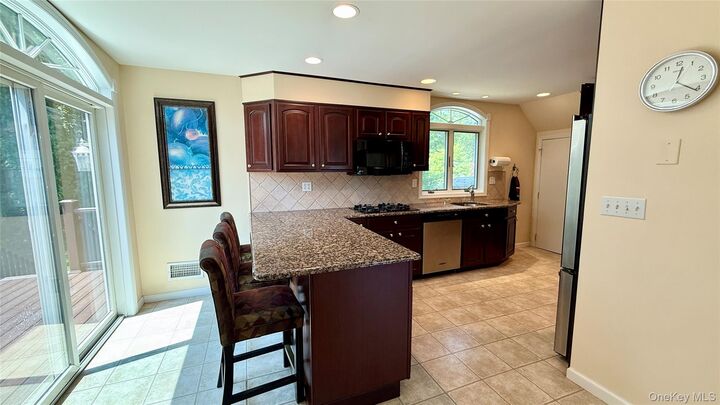 Property Photo:  106 Cedar Avenue  NY 10965 