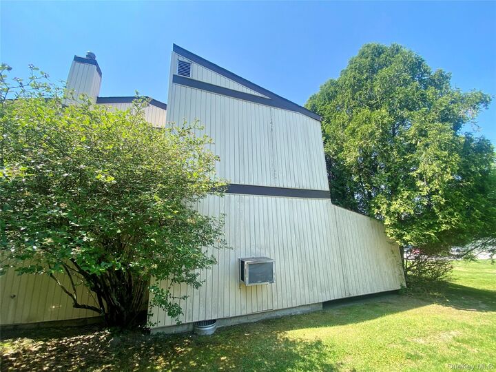 Property Photo:  7 Harcourt Mews  NY 10940 