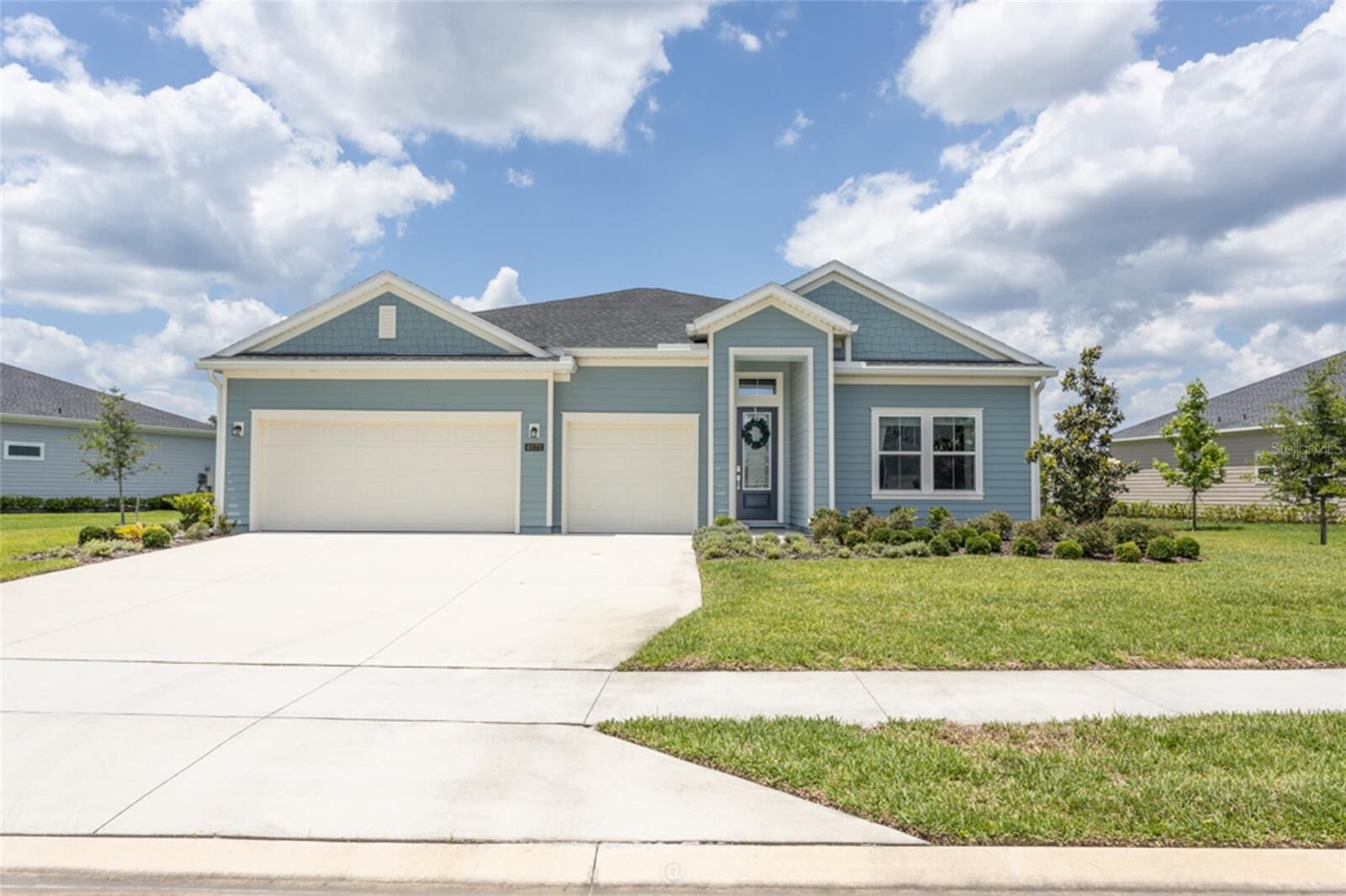 Property Photo:  4171 Acoma Drive  FL 32174 