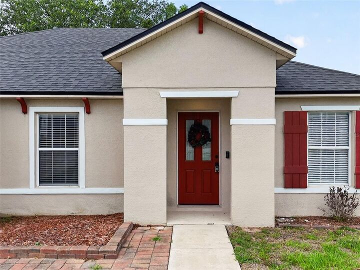 Property Photo:  7821 Falabella Court  FL 32818 