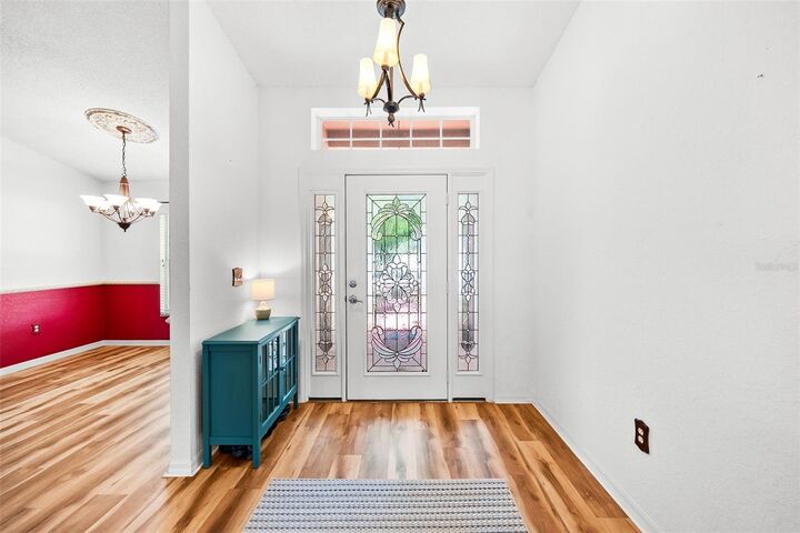 Property Photo:  127 Winston Manor Circle  FL 33584 