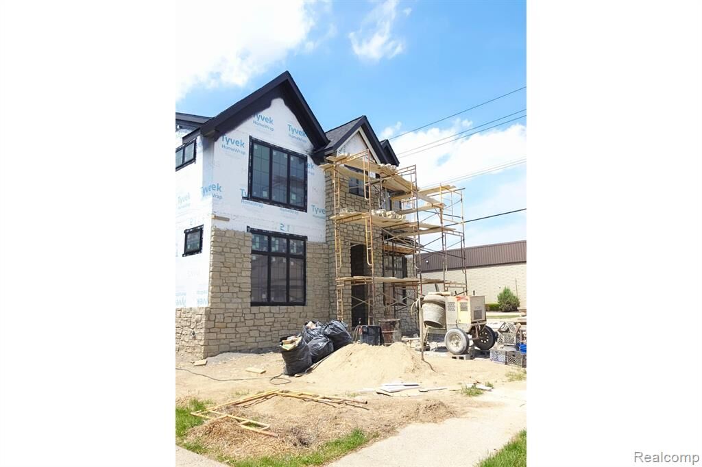 Property Photo:  799 N Harvey Street  MI 48170 1266 