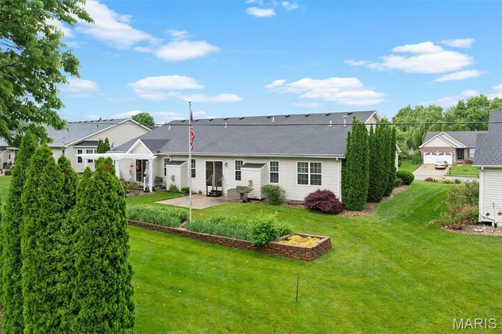 Property Photo: 485 Bandmour Place IL 62269