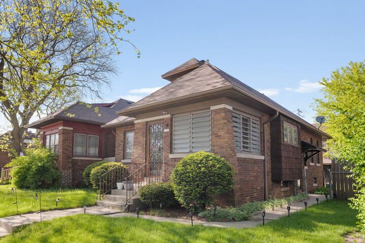 Property Photo:  1128 W Capitol Dr  WI 53206 