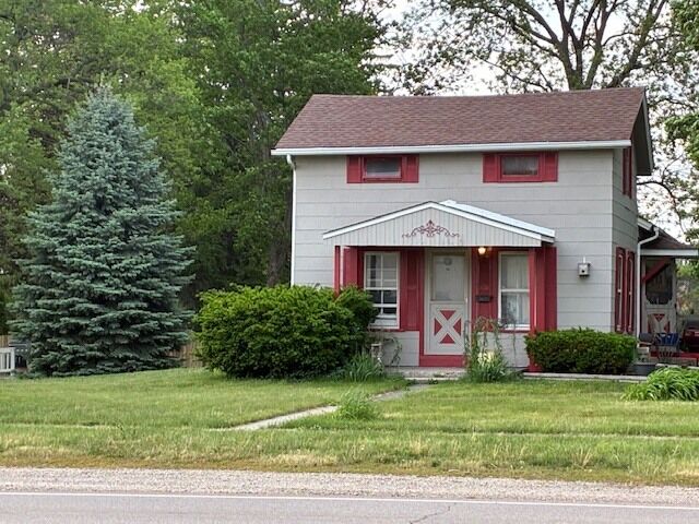 Property Photo:  704 W Grant Highway  IL 60152 