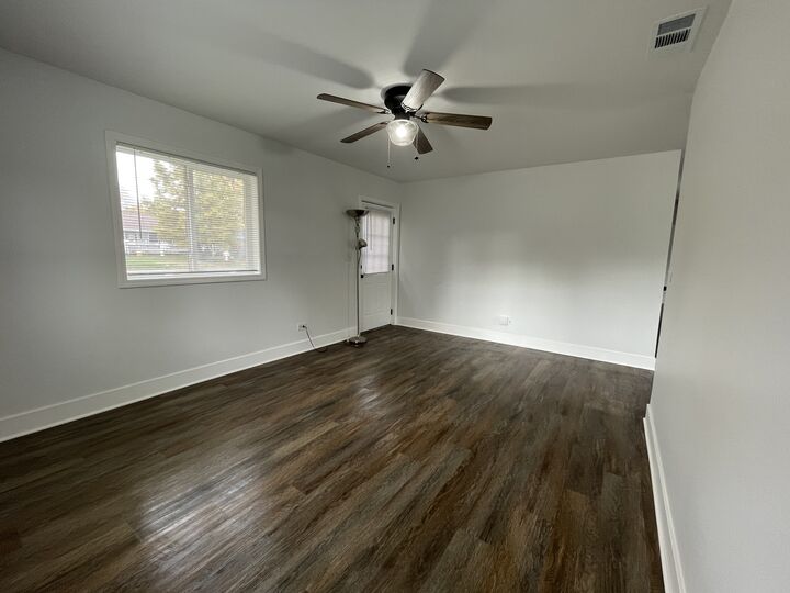 Property Photo: 37125 N Summerfield Drive IL 60046
