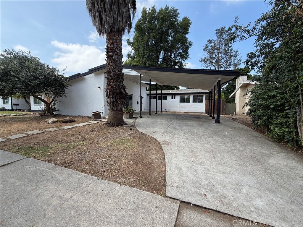 Property Photo:  20439 Malden Street  CA 91306 