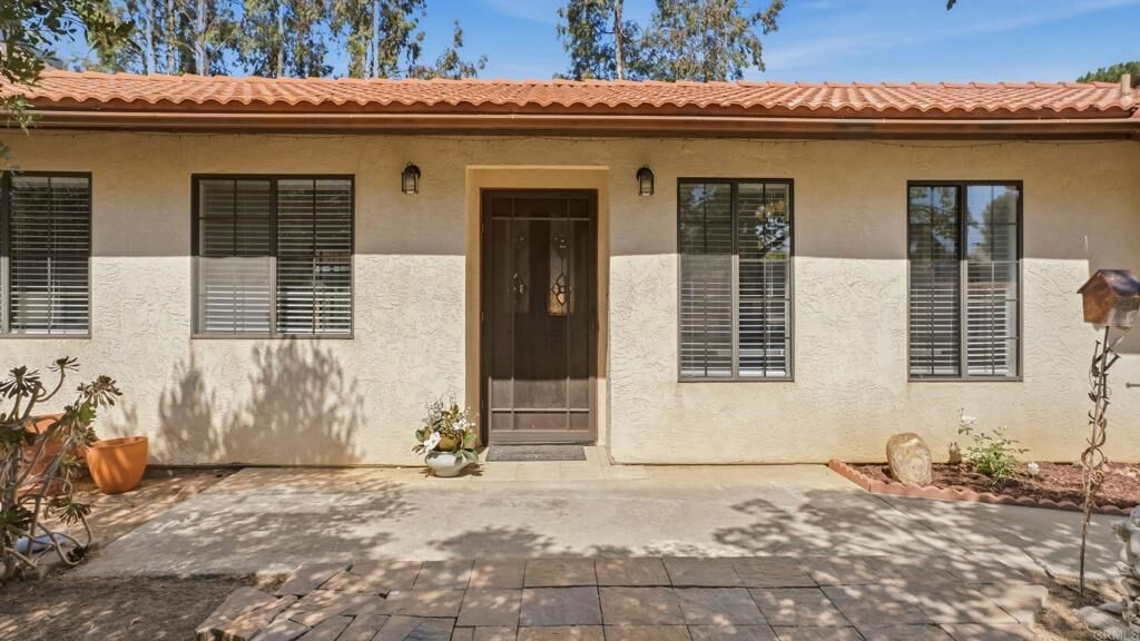 Property Photo:  17363 Filipe Rd.  CA 92065 