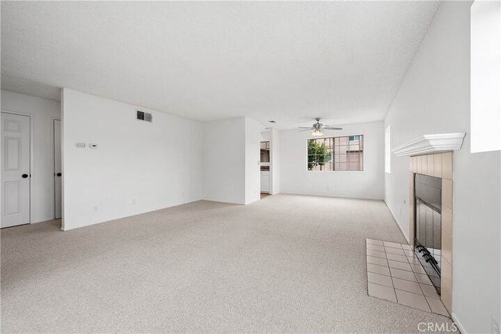 Property Photo:  3101 Plaza Del Amo 101  CA 90503 