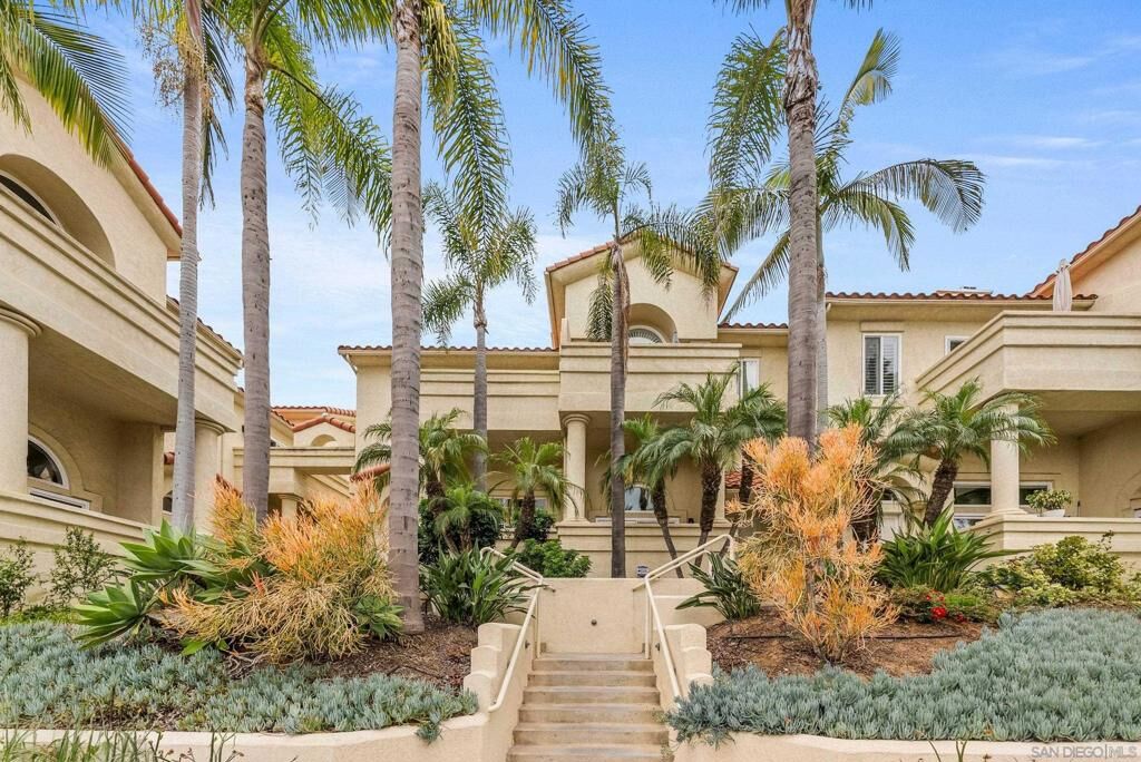 Property Photo:  243 S Sierra Ave  CA 92075 