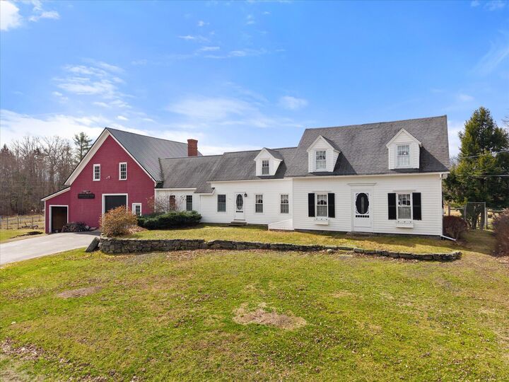 Property Photo:  96 Weymouth Road  ME 04952 