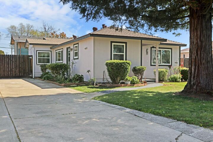 Property Photo:  3061 Kroy  CA 95820 