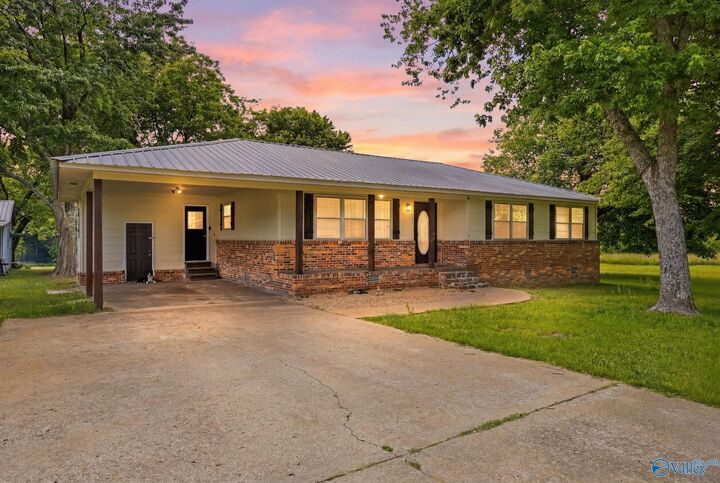 Property Photo:  2331 Leeth Gap Cutoff Road  AL 35956 