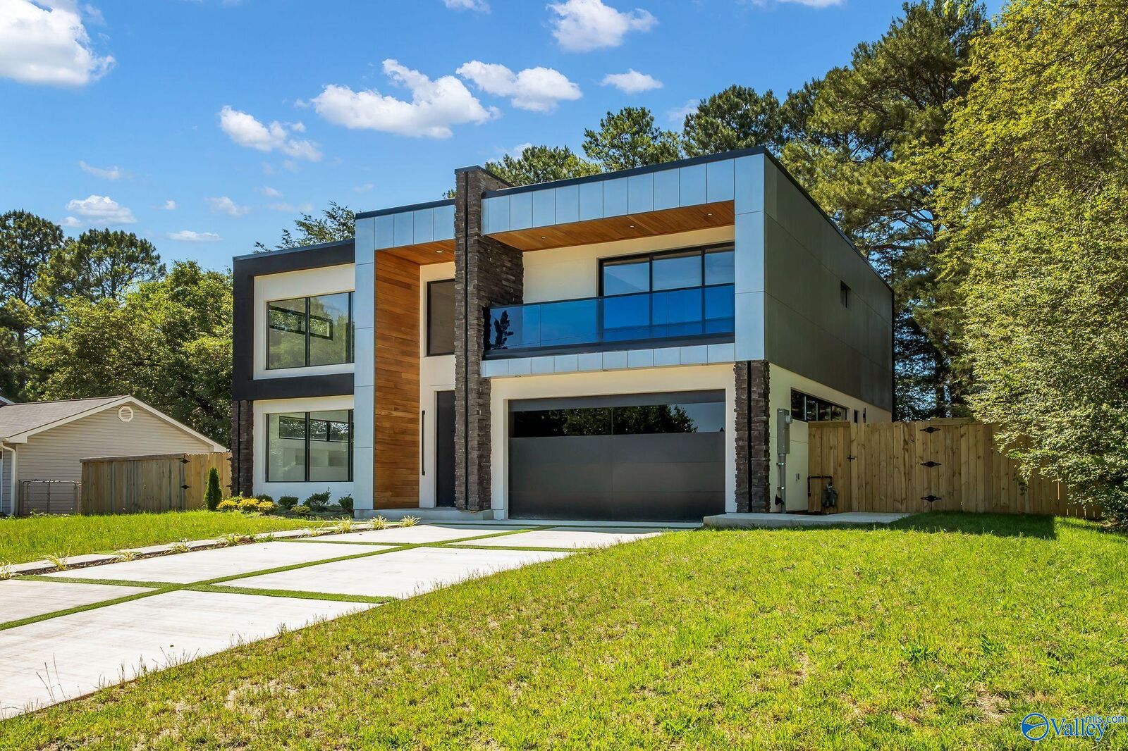 Property Photo:  4602 Whitehall Drive NW  AL 35816 