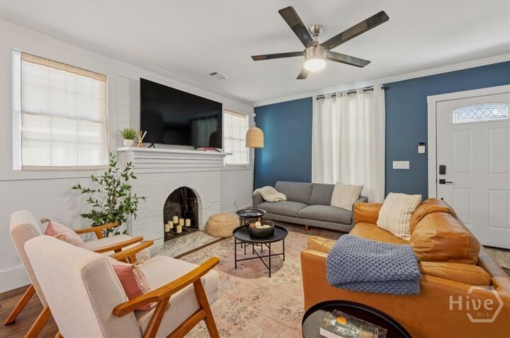 Property Photo: 1229 E 40th Street GA 31404
