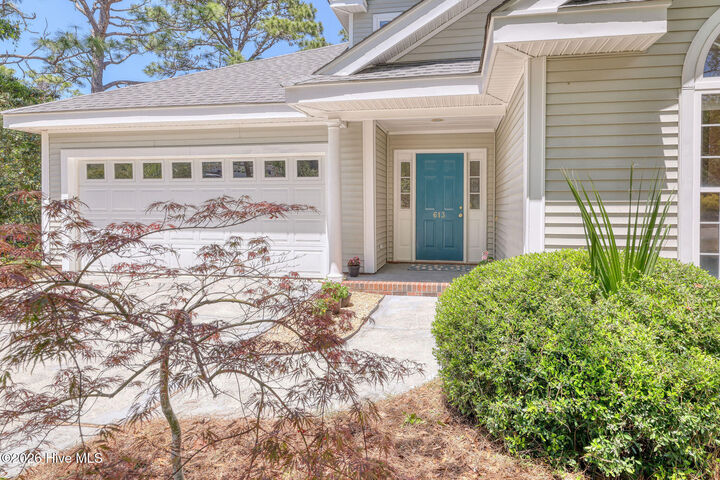 Property Photo:  613 E Telfair Circle  NC 28412 