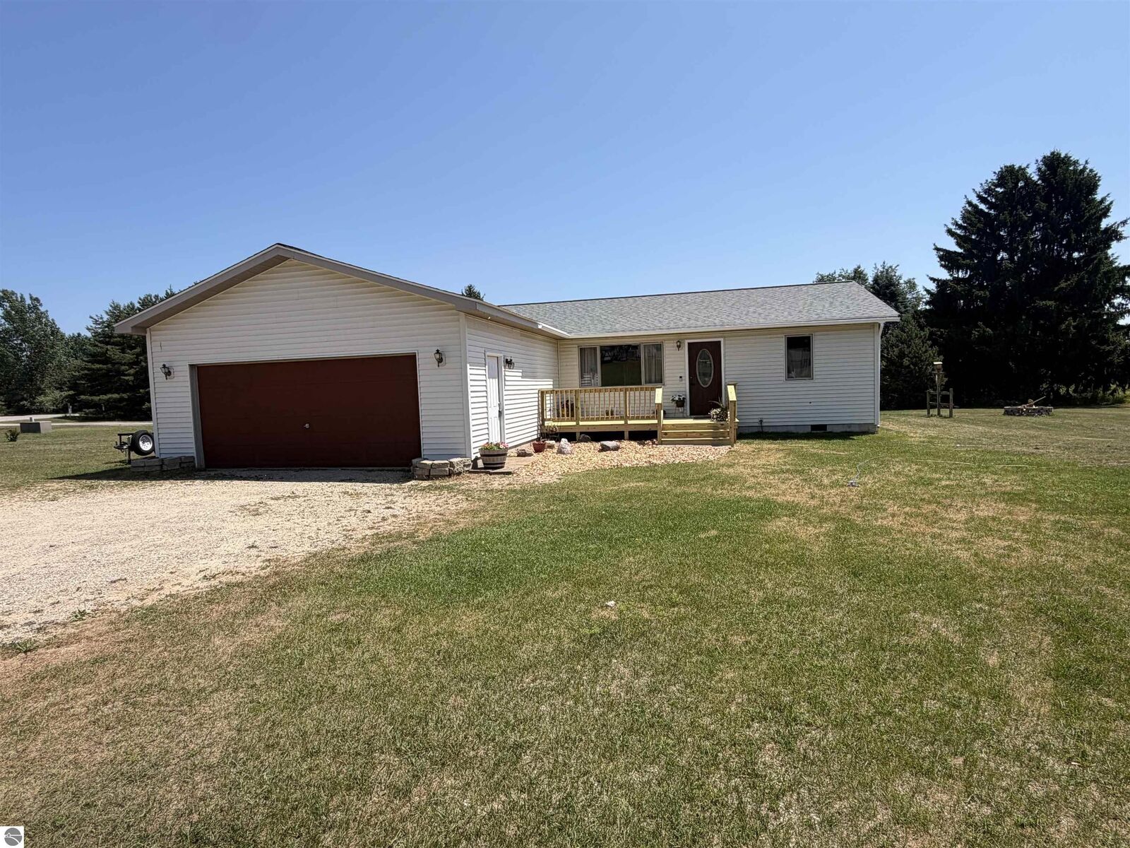 Property Photo:  1001 Isabella Vista Drive  MI 48893 