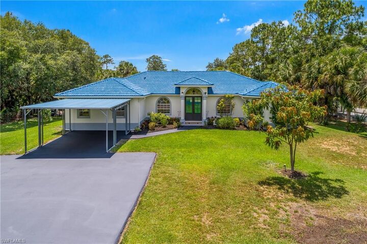 Property Photo:  104 12th Ave NW  FL 34120 