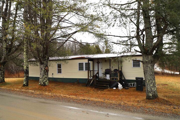 Property Photo:  17 Robinson Road  VT 05443 