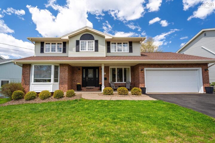 Property Photo:  142 Ridgevale Drive  NS B4A 3S5 