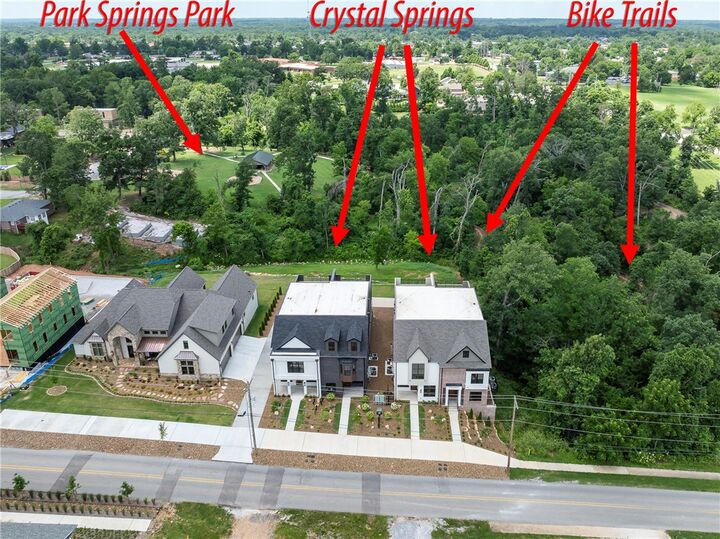 Property Photo: 1033 NW A Street AR 72712