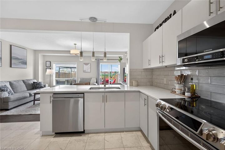 Property Photo:  167 Lormont Boulevard  ON L8J 0K2 