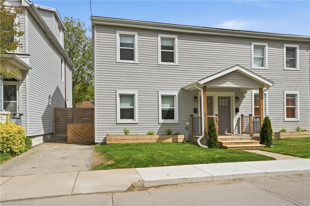 Property Photo:  47 New Street  ON L8P 4J6 