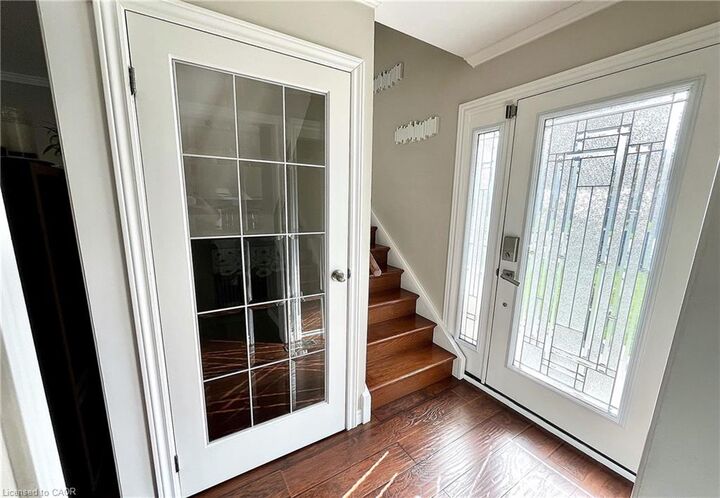 Property Photo:  37 Brewster Street  ON L8T 4R6 