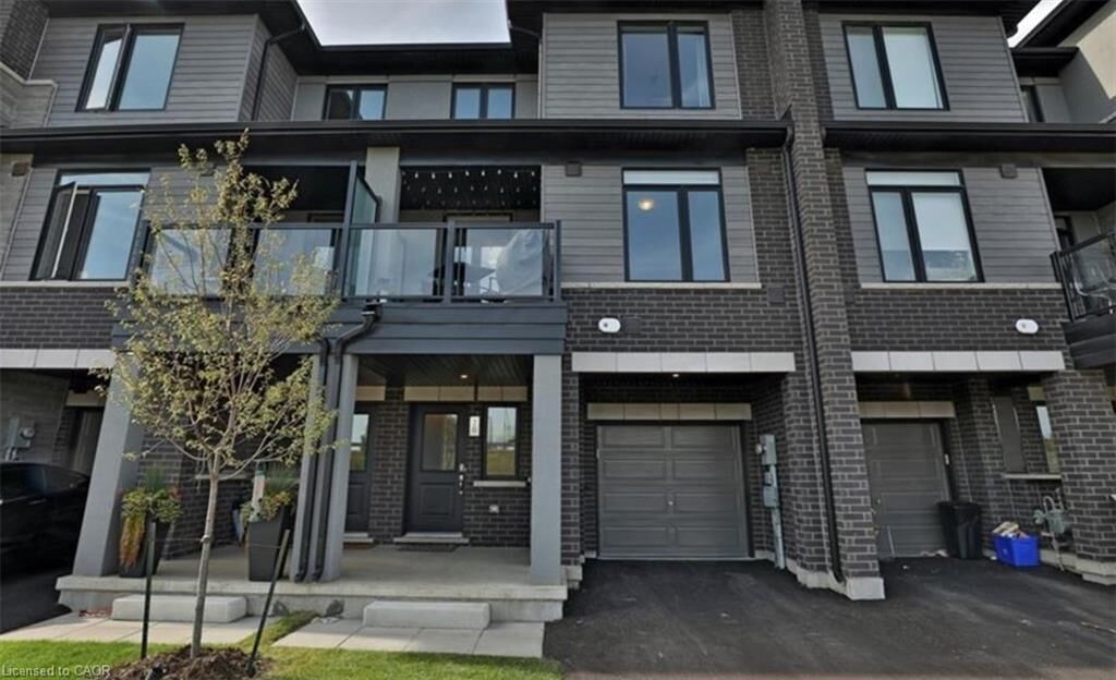 Property Photo:  590 North Service Road 70  ON L8E 0K5 