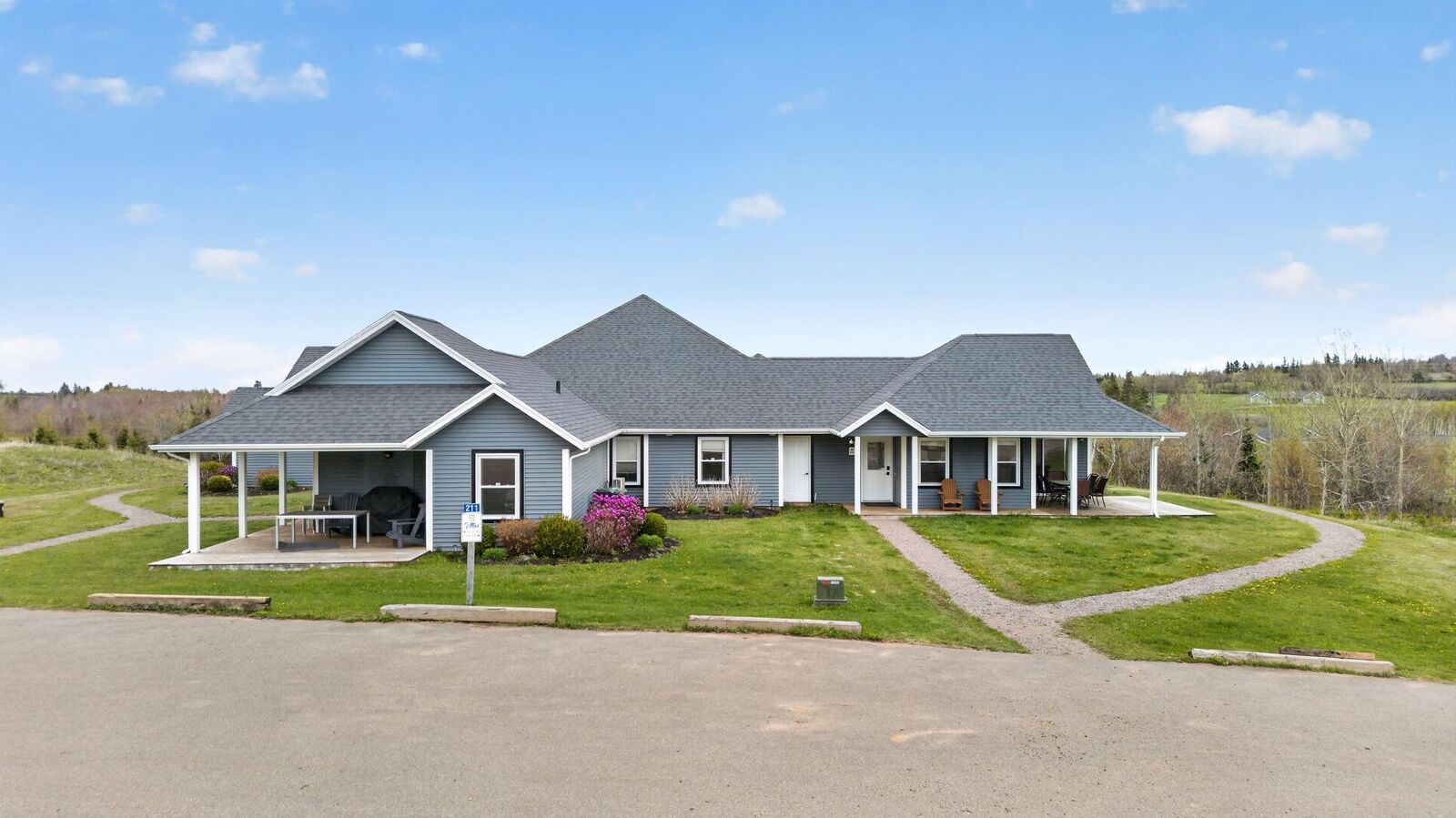 Property Photo:  211 Schoolhouse Lane 68  PE C0A 1N0 