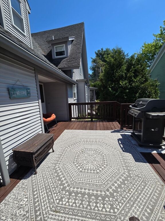 Property Photo:  20 Spring St  MA 01082 