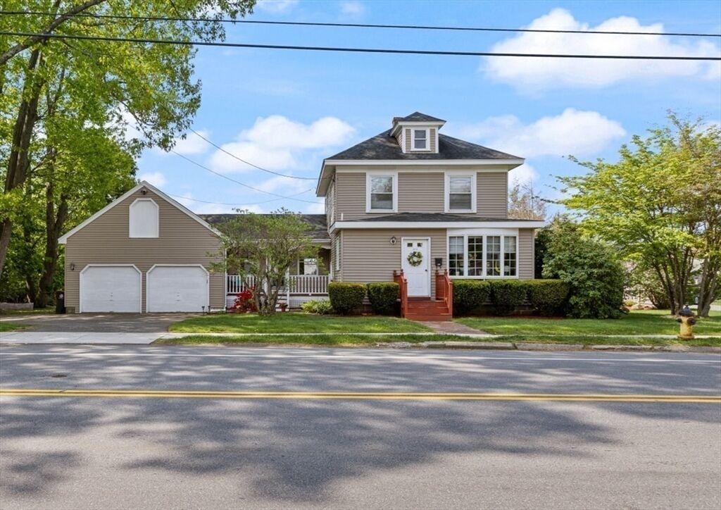 Property Photo:  409 Groveland St  MA 01830 
