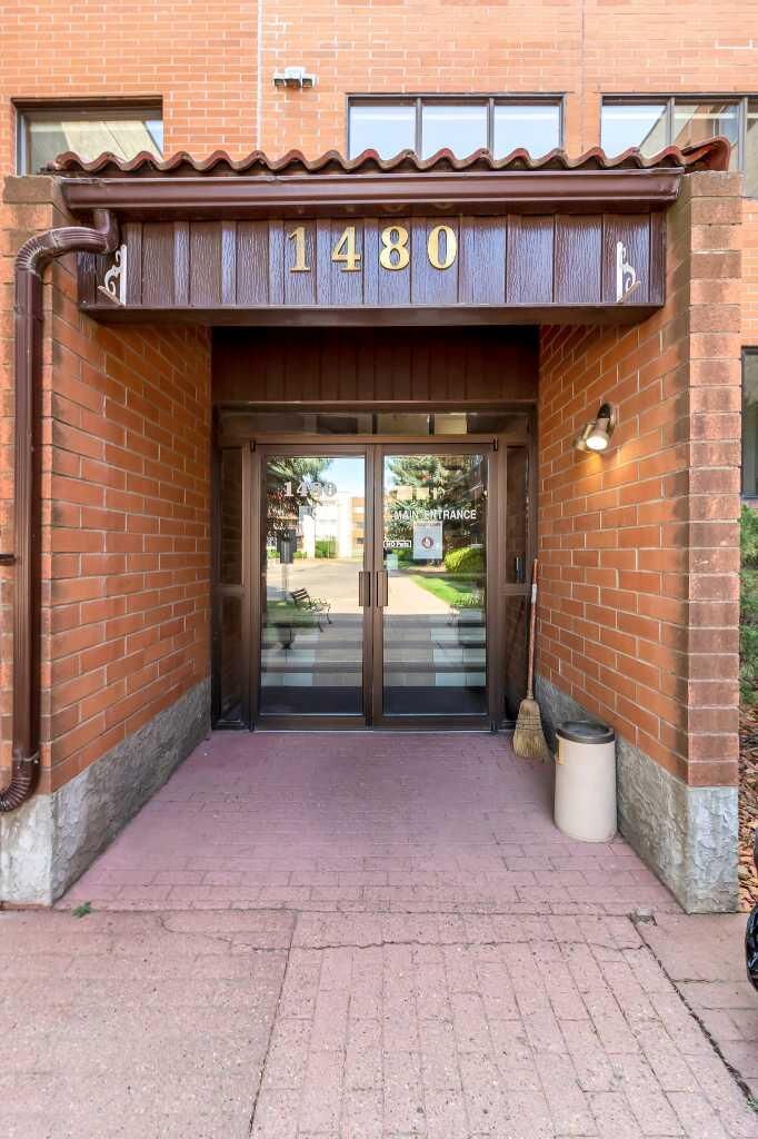 Property Photo:  1480 Southview Drive SE 143  AB T1B 3Z3 
