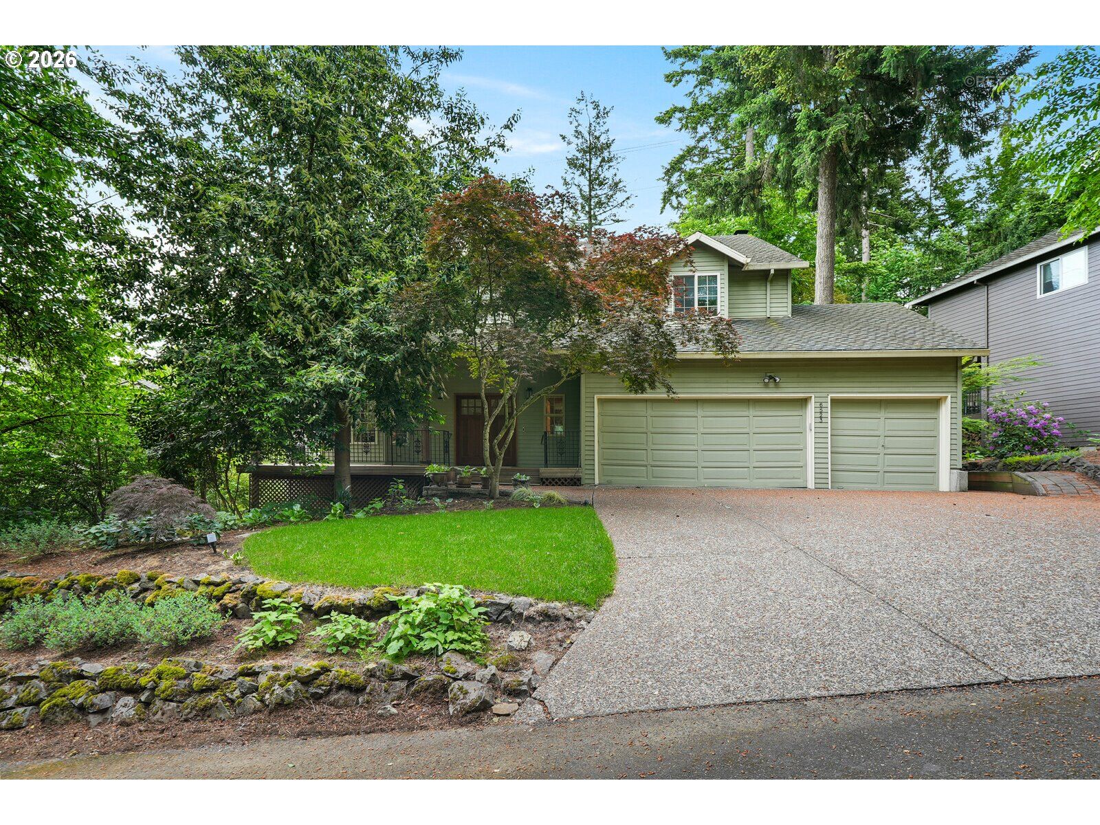 Property Photo:  6523 SW Moonshadow Ct  OR 97223 