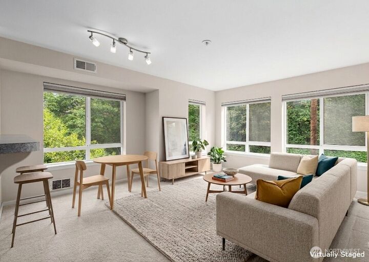 Property Photo: 2530 15th Avenue W 410 WA 98119