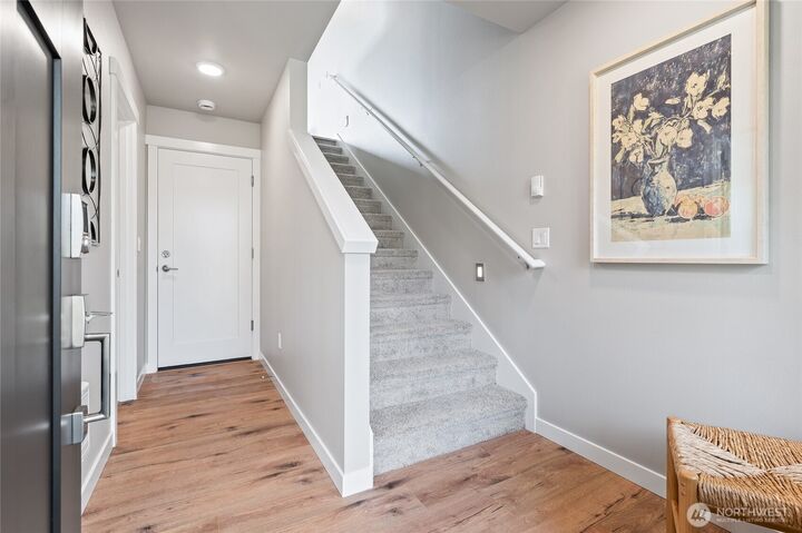 Property Photo: 14424 Madison Way C5 WA 98087