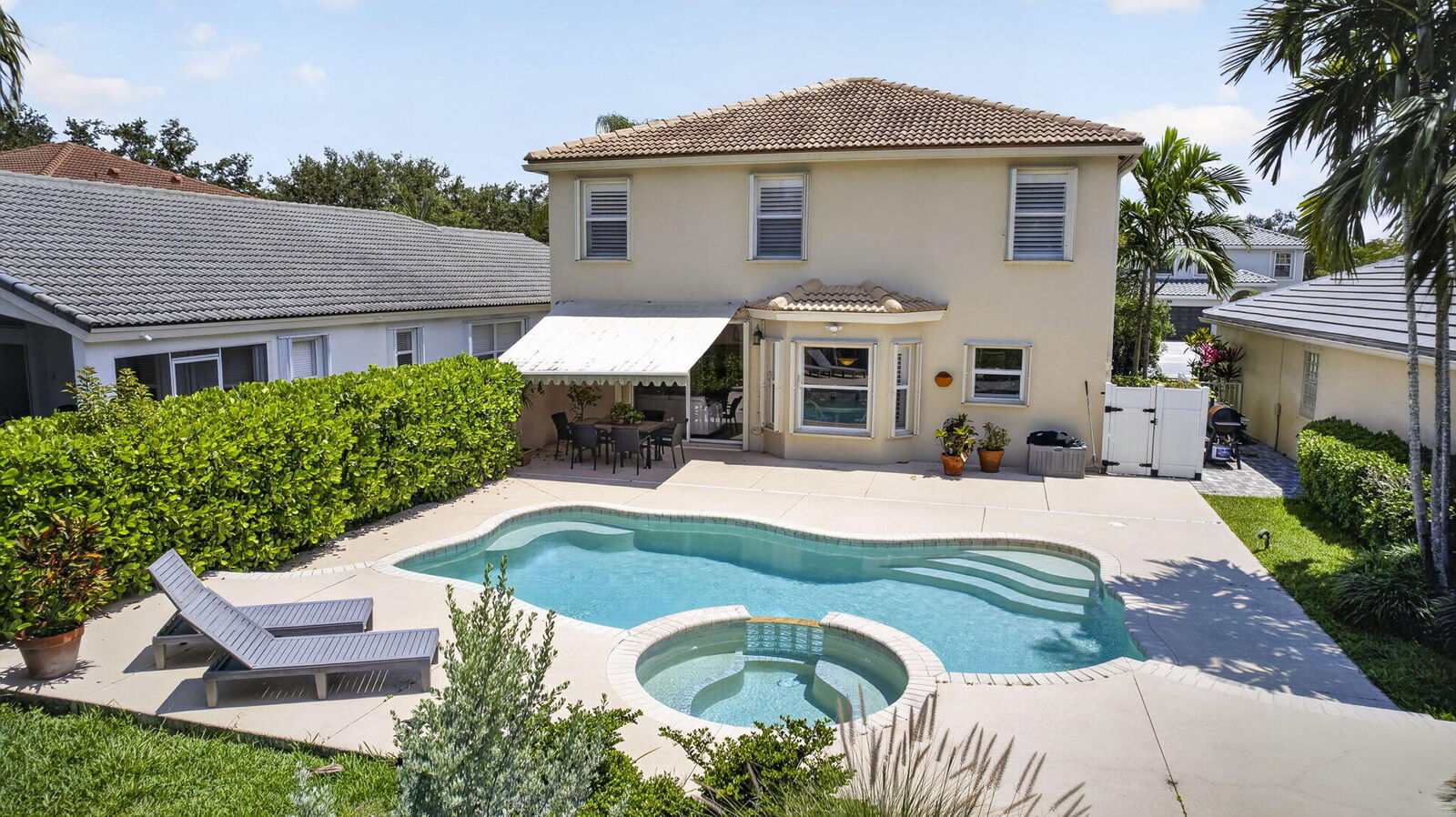 Property Photo: 4017 Bluff Harbor Way FL 33449