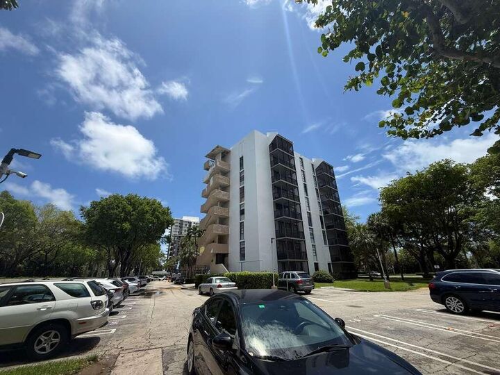 Property Photo:  3101 N Country Club Drive 209  FL 33180 