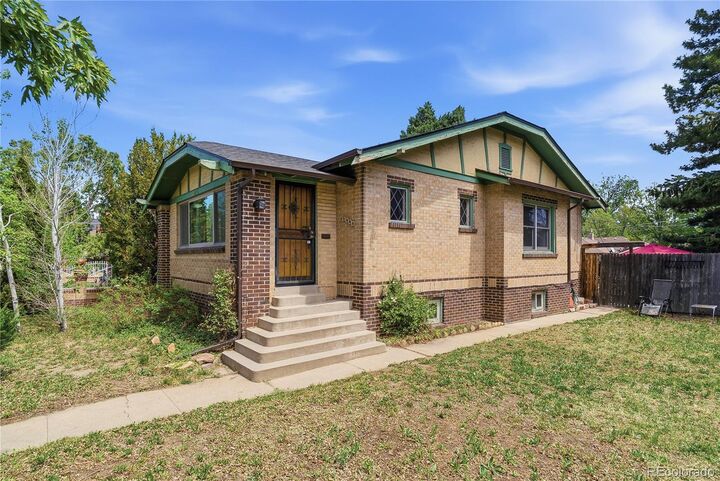 Property Photo: 2686 King Street CO 80211
