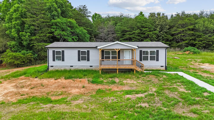 Property Photo: 285 County Road 784A TN 37331