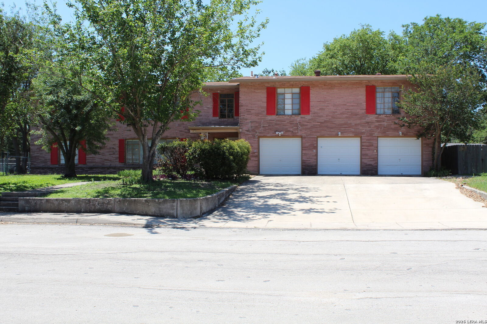 Property Photo:  206 Senisa Dr  TX 78228 