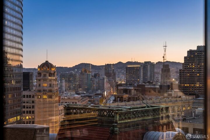 Property Photo:  690 Market Street 1703  CA 94104 