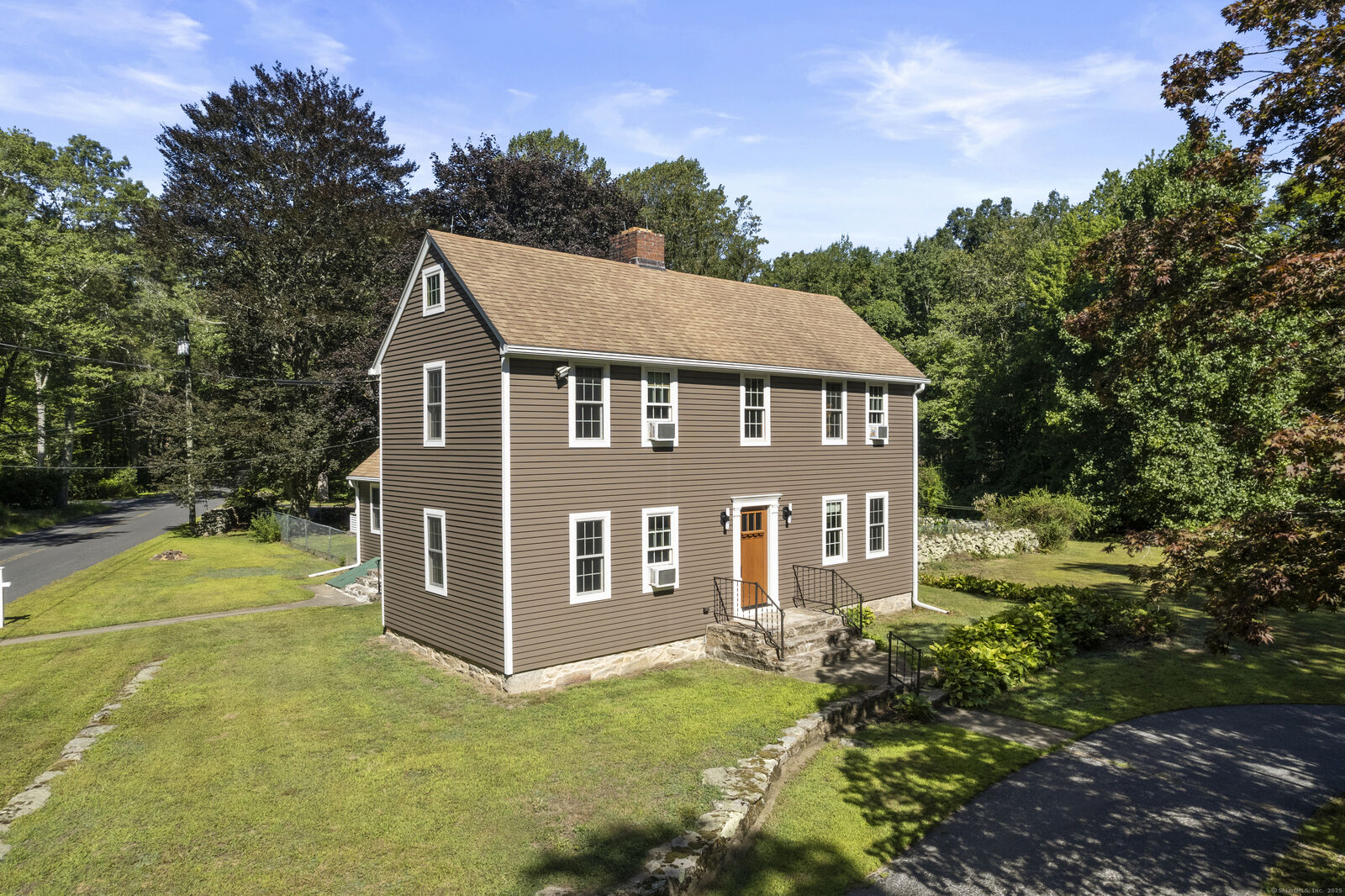 Property Photo: 484 Old New London Road CT 06420