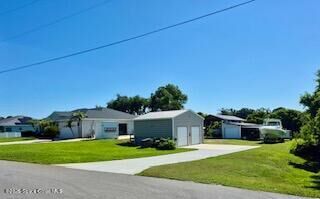 Property Photo:  2970 N Tropical Trail  FL 32953 