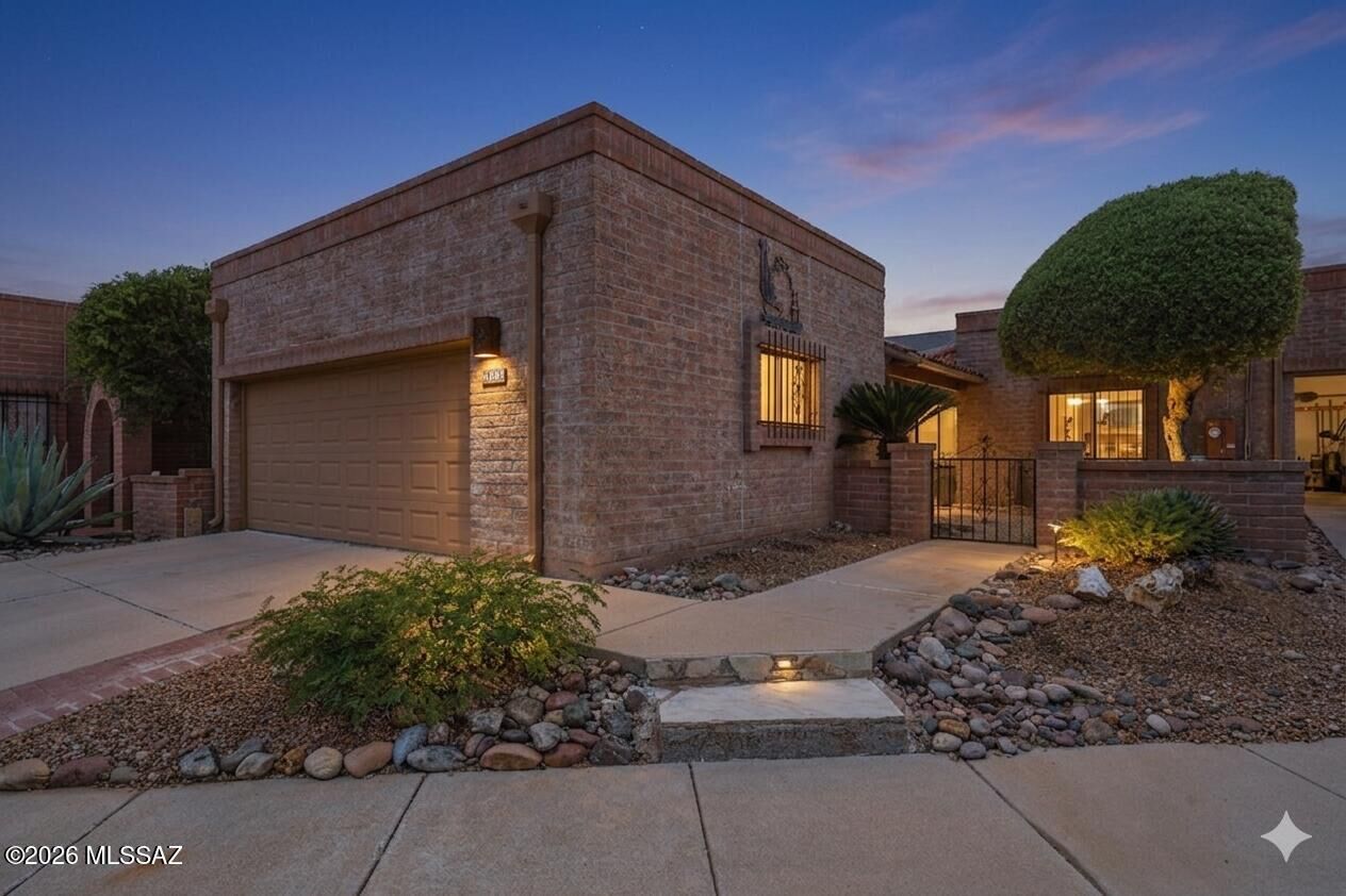 Property Photo:  1160 W Camino Del Pato  AZ 85622 